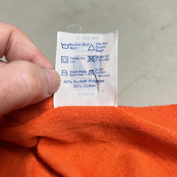 Vintage Reese’s Peanut Butter Cup Orange Tee Made in USA Unisex - Picture 7 of 7